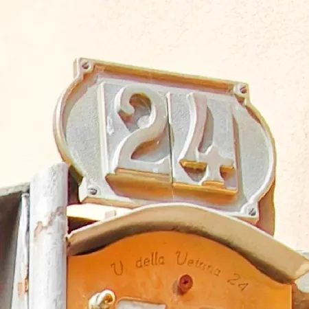 Vetrina 24 Rome